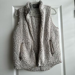 Thread & Supply Sherpa/Teddy Full-zip Vest S